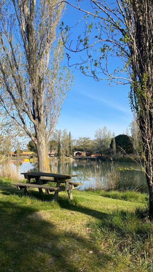 Joli Studio Camargue Lou Rouge Арль Екстер'єр фото